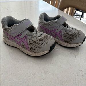 Asics Kids Contend 7 Sneakers - Gray and Lavender